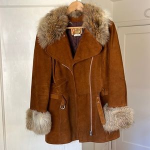 EUC Medium Vintage Leather Jacket with Fur Collar